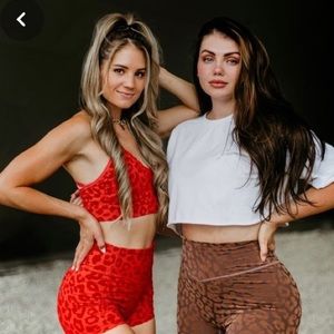 NWT Balance Athletica Form Bra Lux Panther Fire